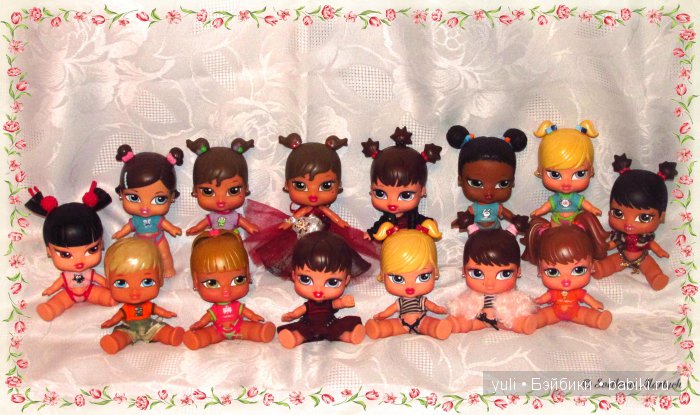 Коллекция кукол и их одежды (фото 8)