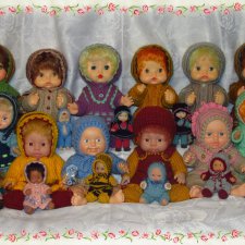 Коллекция кукол и их одежды