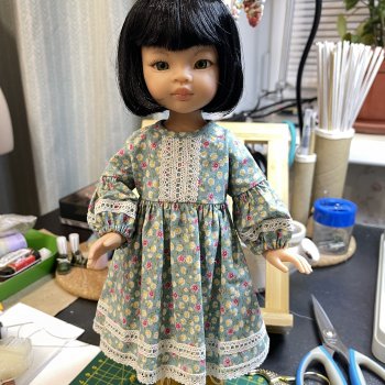 Наряды для куколки Лиу от Paola Reina