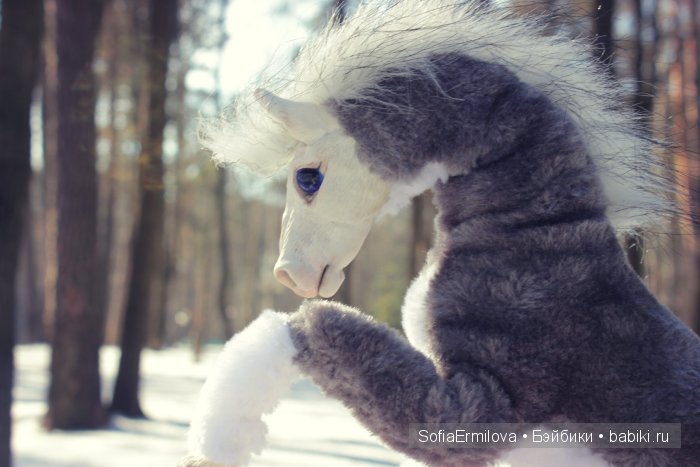 Лошадь. Игрушка ручной работы (фото 2)