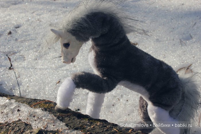 Лошадь. Игрушка ручной работы (фото 5)