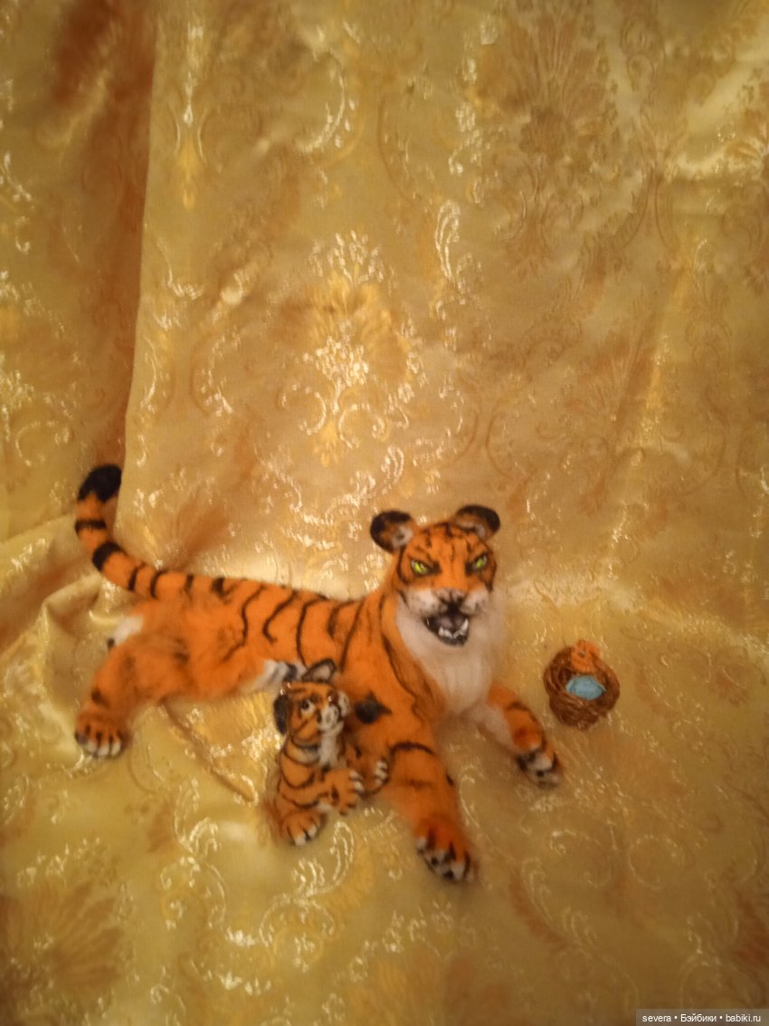 Игрушки из шерсти тигрица (фото 8)