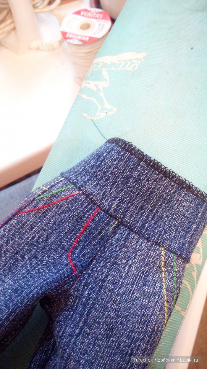 Джинсики на куклу Паола Рейна. Мастер класс