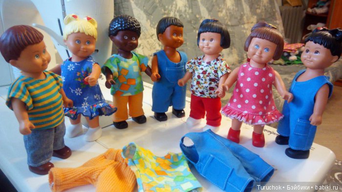 Маленький гардеробчик для куколок Лего дупло Доллс