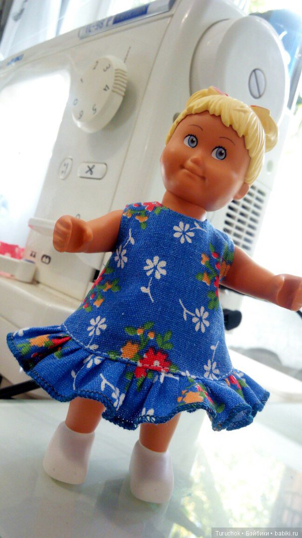 Маленький гардеробчик для куколок Лего дупло Доллс (фото 5)