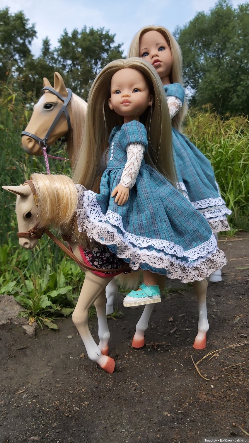 Фото проект "Бирюзовый август". Конная прогулка сестёр Paola Reina и Gotz