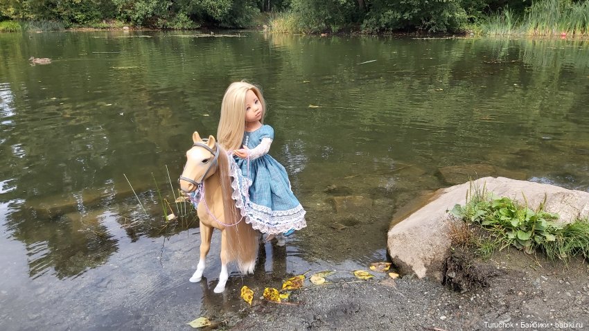 Фото проект "Бирюзовый август". Конная прогулка сестёр Paola Reina и Gotz