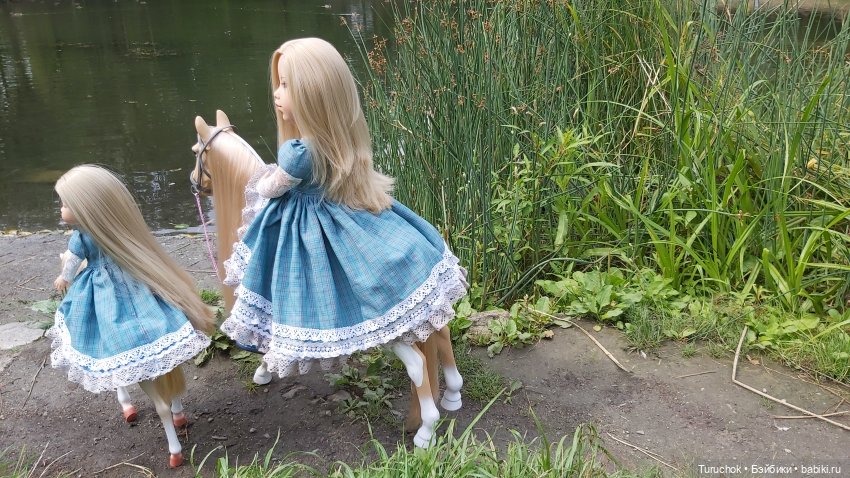 Фото проект "Бирюзовый август". Конная прогулка сестёр Paola Reina и Gotz