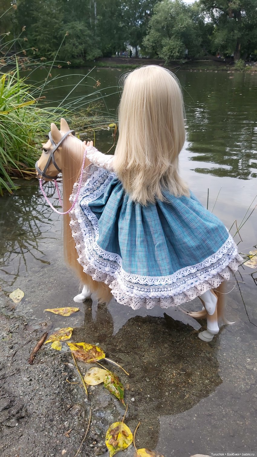 Фото проект "Бирюзовый август". Конная прогулка сестёр Paola Reina и Gotz