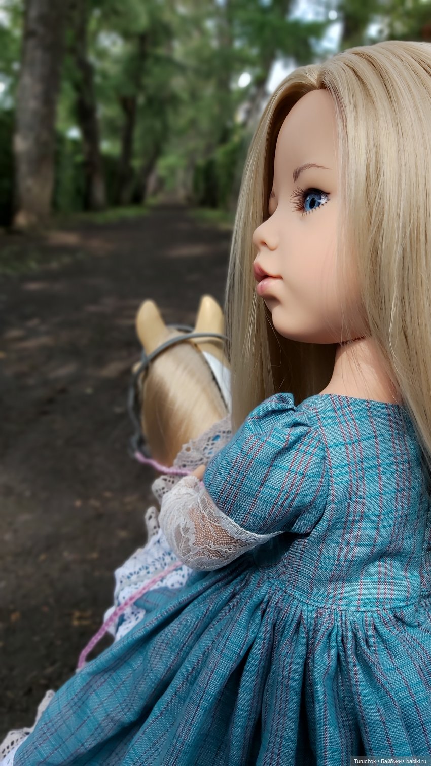 Фото проект "Бирюзовый август". Конная прогулка сестёр Paola Reina и Gotz