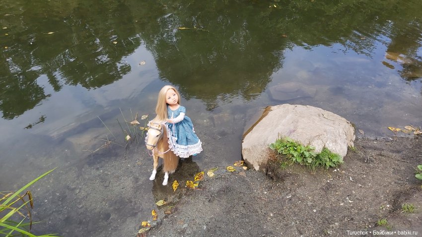 Фото проект "Бирюзовый август". Конная прогулка сестёр Paola Reina и Gotz