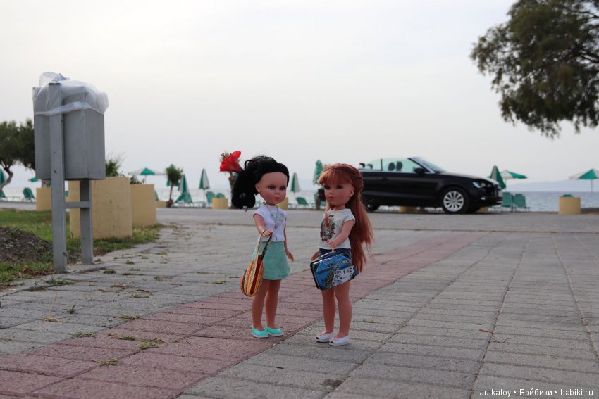 Кристина и Натали на греческом острове цветов Родосе