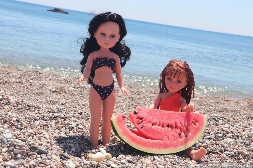 Кристина и Натали на греческом острове цветов Родосе