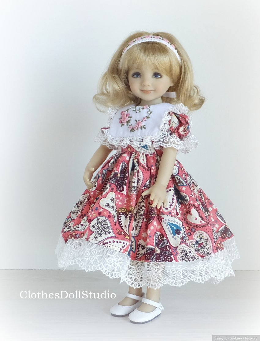 Новые платья для чудесных кукло-девочек