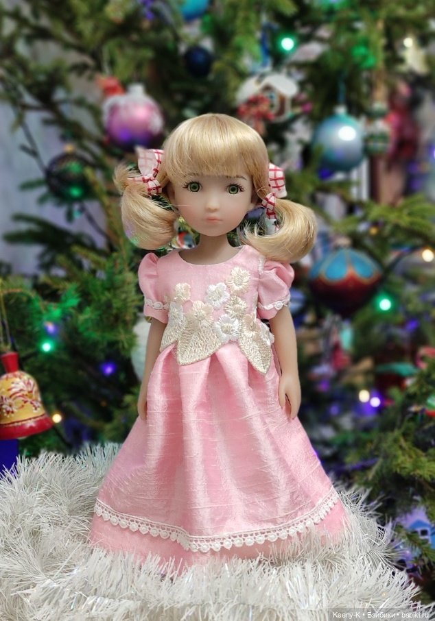 Новенькие Siblies Doll & Create Your Dream Doll - Ruby Red (фото 6)