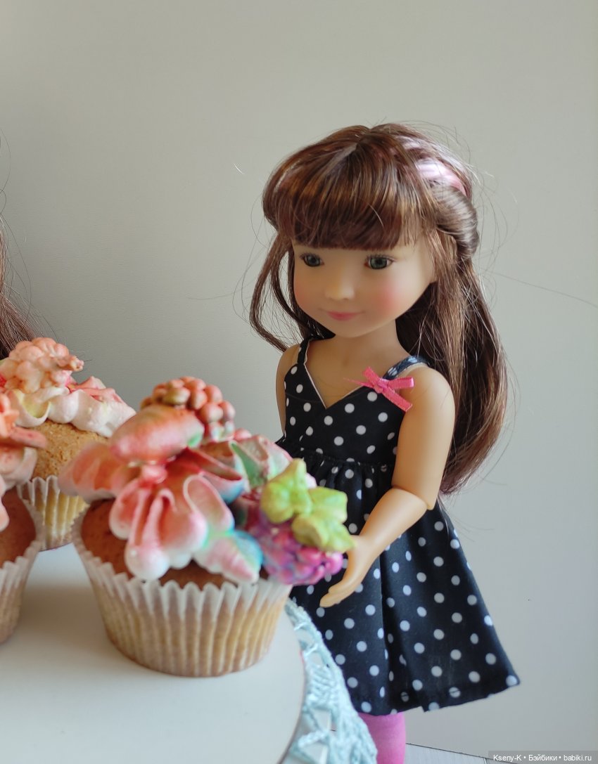 Новенькие Siblies Doll & Create Your Dream Doll - Ruby Red (фото 2)