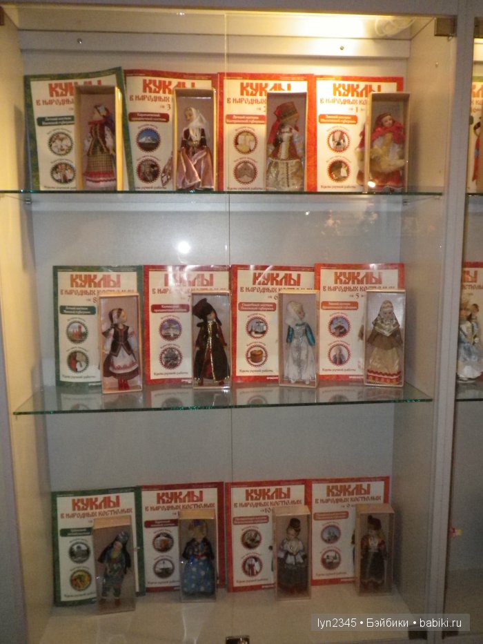 коллекция в русских национальных костюмах