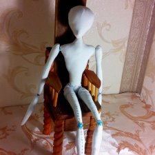 Поиски себя или деревянная кукольная мебель