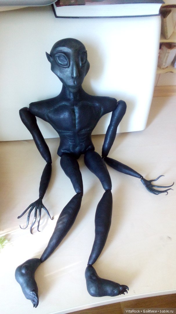 Дневник подготовки к выставке "Улыбчивые чуда" в рамках проекта "Город и Книги"