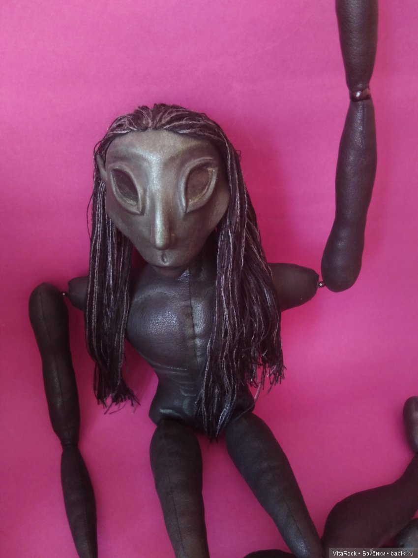 Улучшение подвижности текстильной куклы: шарниры в плечах