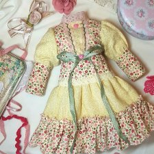 Сшилось тут одно платьице