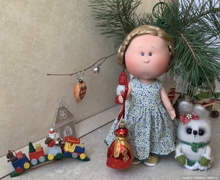 Как у нас поселилась Мия Ватрушковна Гномова