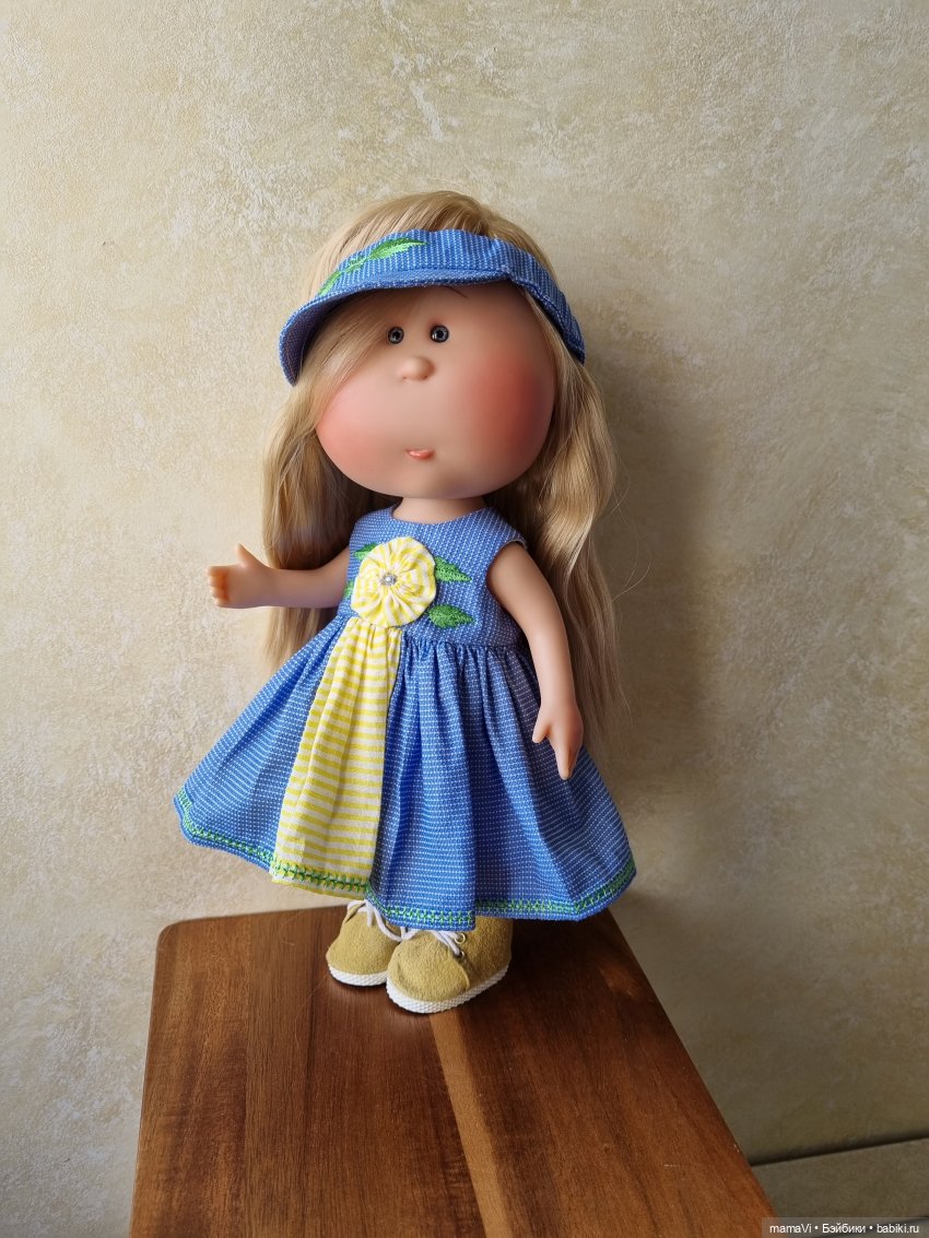 Летнее настроение, голубые розы и Саффолкские пуфы