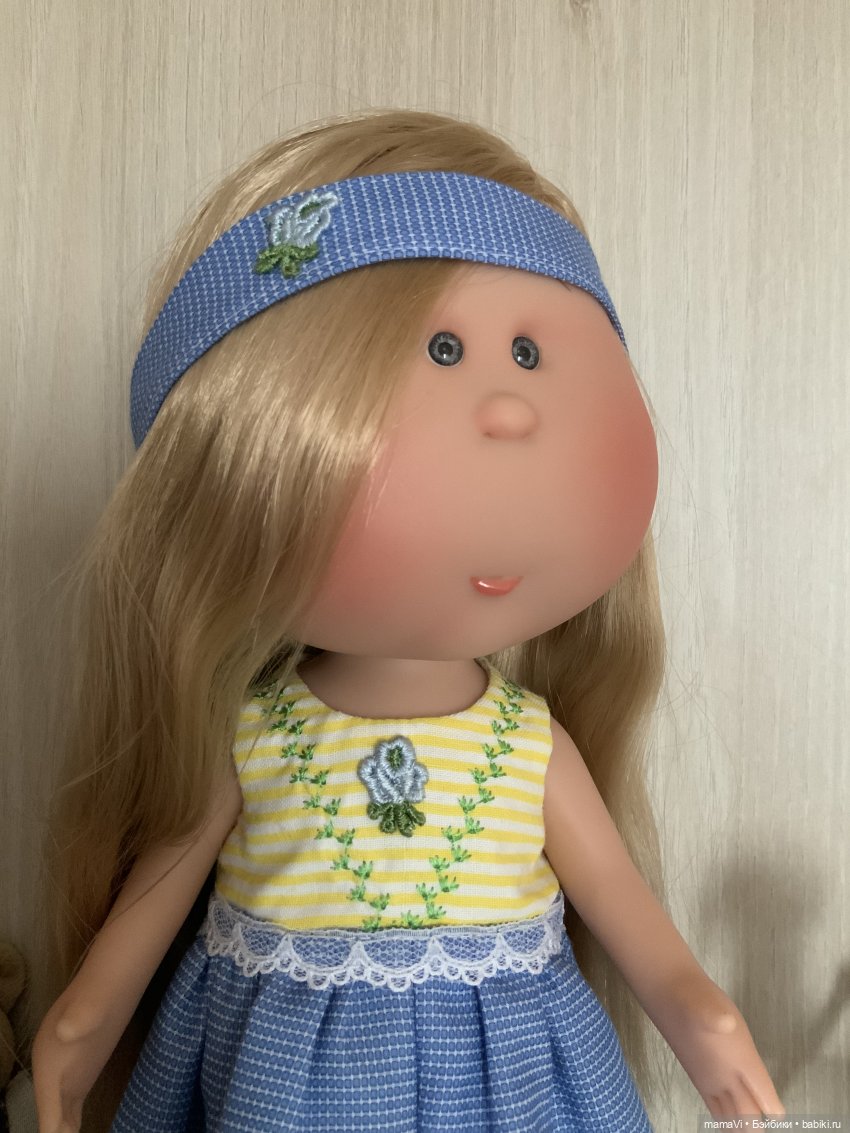 Летнее настроение, голубые розы и Саффолкские пуфы