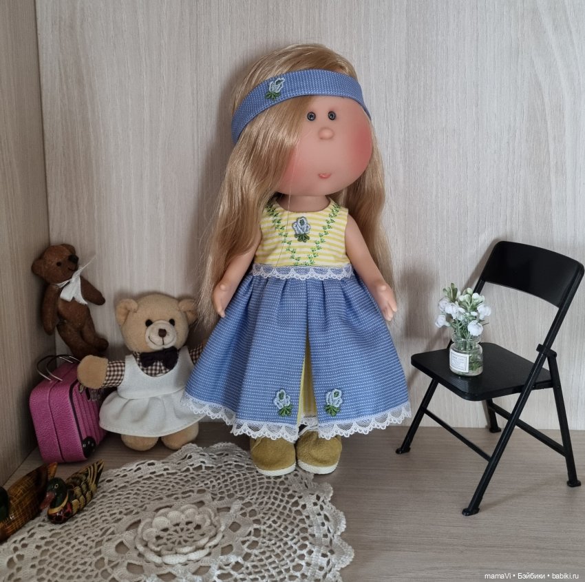 Летнее настроение, голубые розы и Саффолкские пуфы