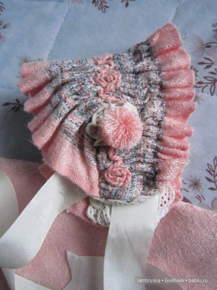 для отделки использованы части палантина-окантовка,бахрома