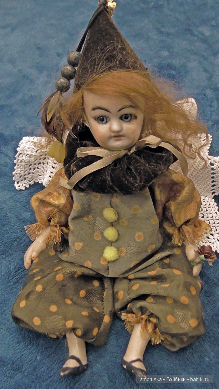 Мэри-Роуз -использована антикварная голова