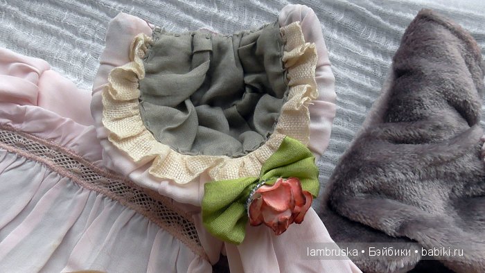 Поговорка права! Антикварная кукла