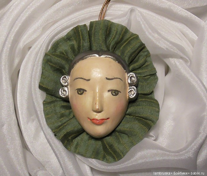 Оригинальные ёлочные украшения (фото 8)