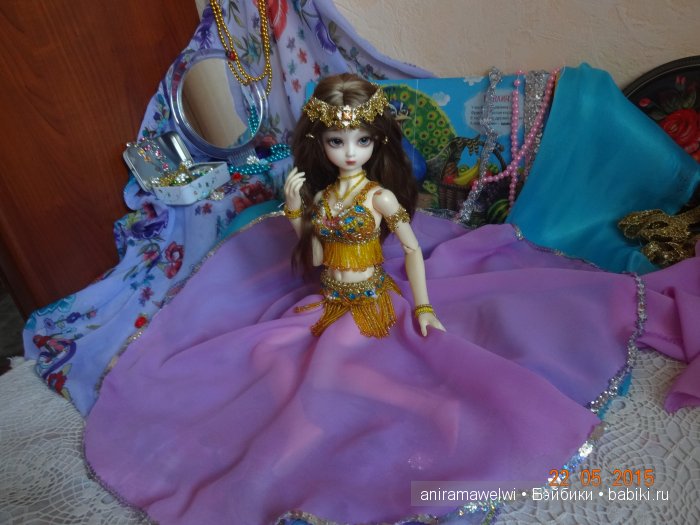 В будуаре восточной красавицы