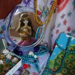 В будуаре восточной красавицы...