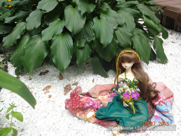 Прекрасная пери в садах султана