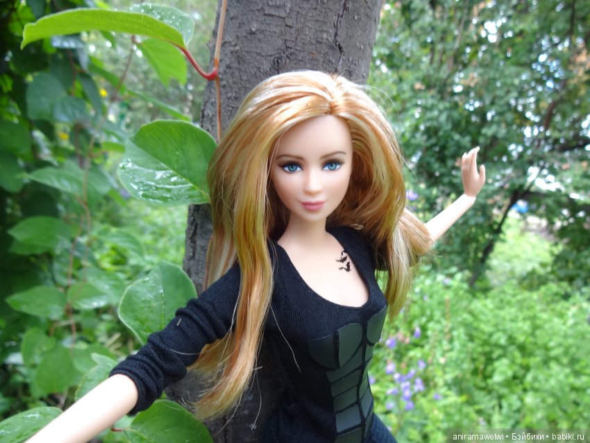 Tris - Divergent Barbie Collector