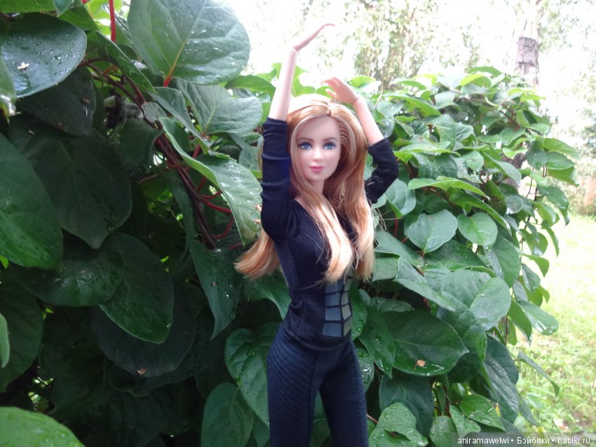 Tris - Divergent Barbie Collector