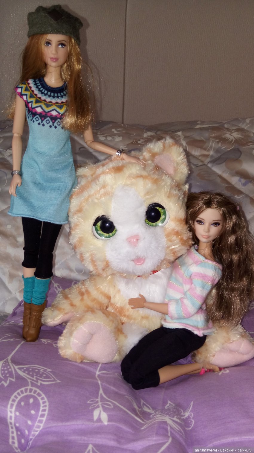 Наш всеобщий любимец - милый интерактивный котенок... Пока без имени