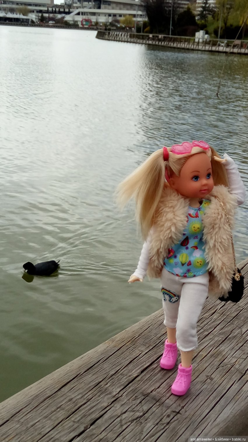 Новости от Еви/Evi (комната Еви, новая прическа, обновки и прогулка)