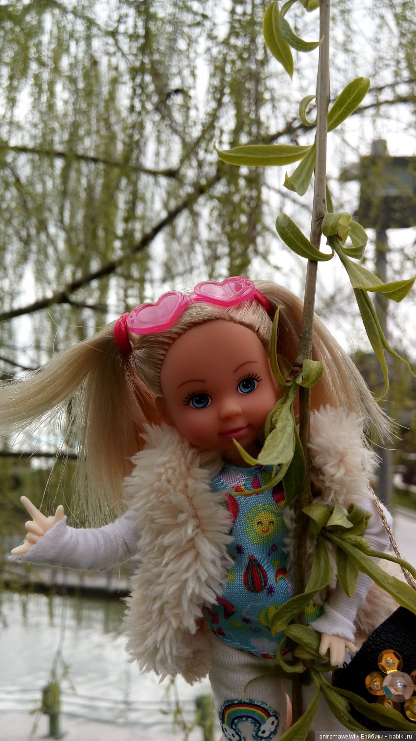 Новости от Еви/Evi (комната Еви, новая прическа, обновки и прогулка)