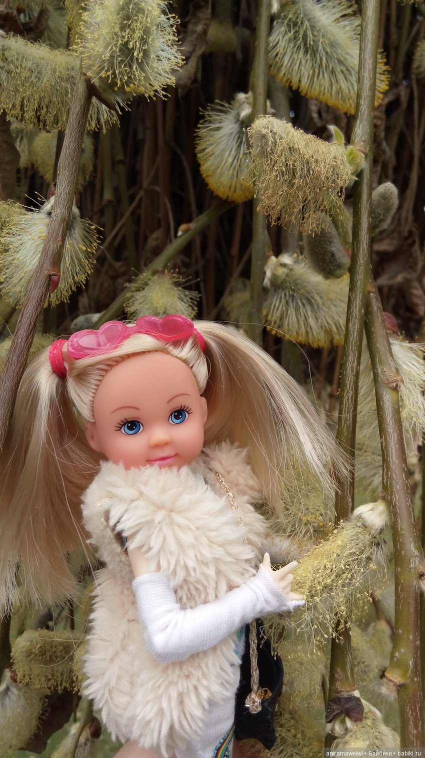 Новости от Еви/Evi (комната Еви, новая прическа, обновки и прогулка)