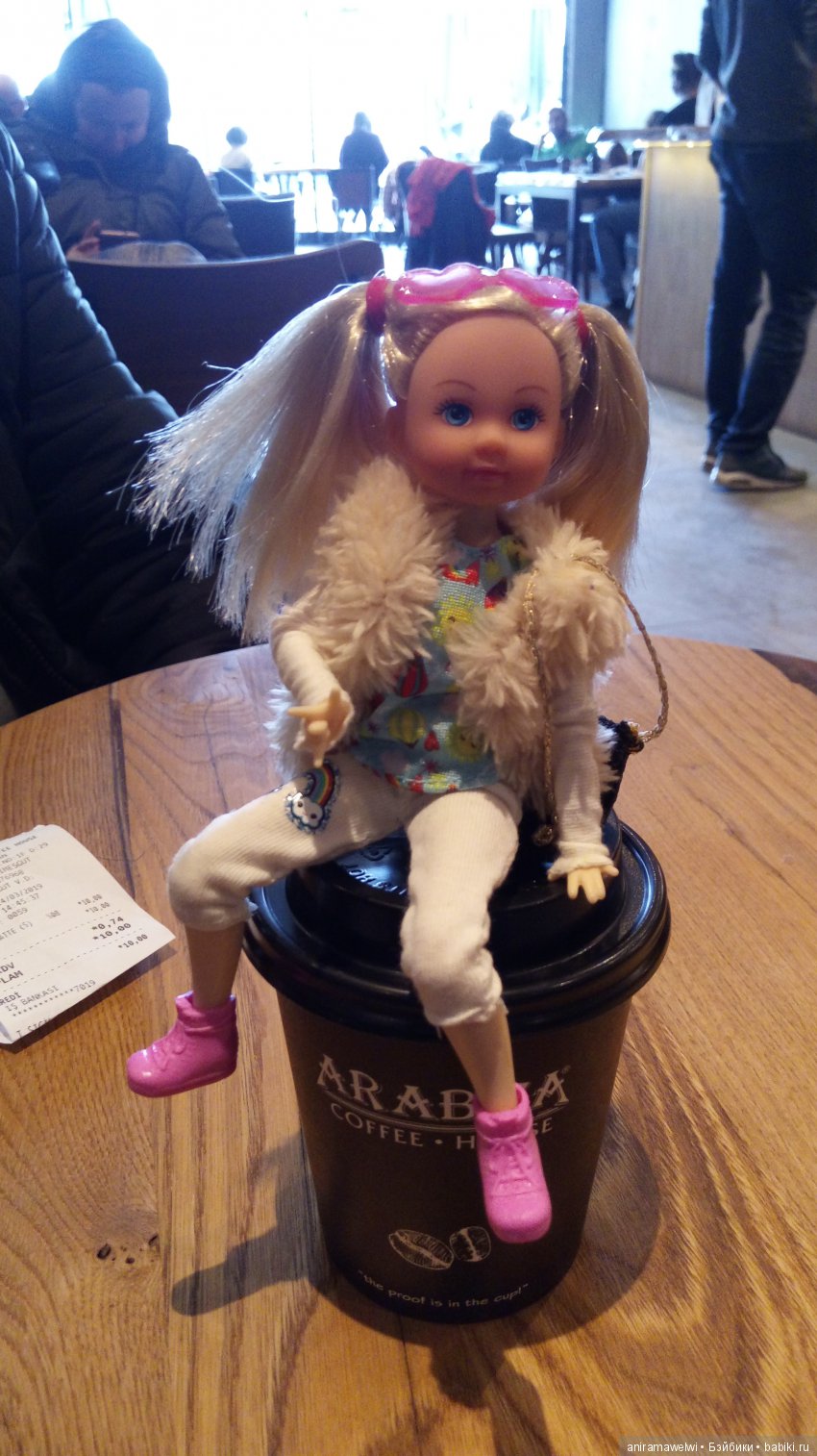 Новости от Еви/Evi (комната Еви, новая прическа, обновки и прогулка)