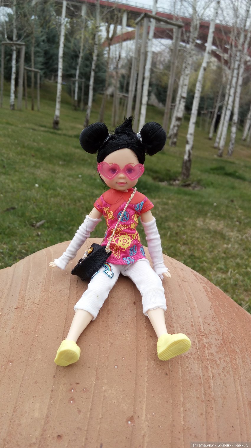 Эви/Еви. Эксперименты с головушками продолжаются