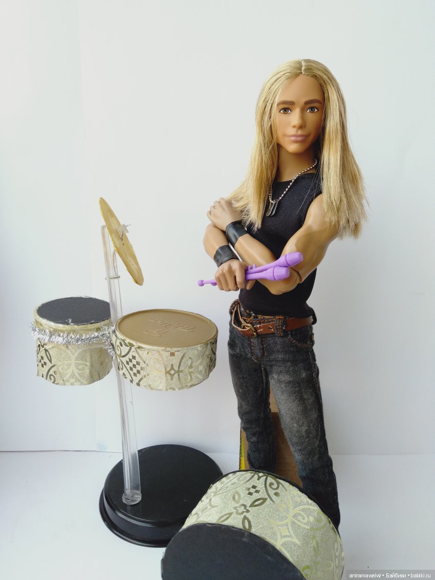 Новый барабанщик в клубе "Формула" (фото 5)