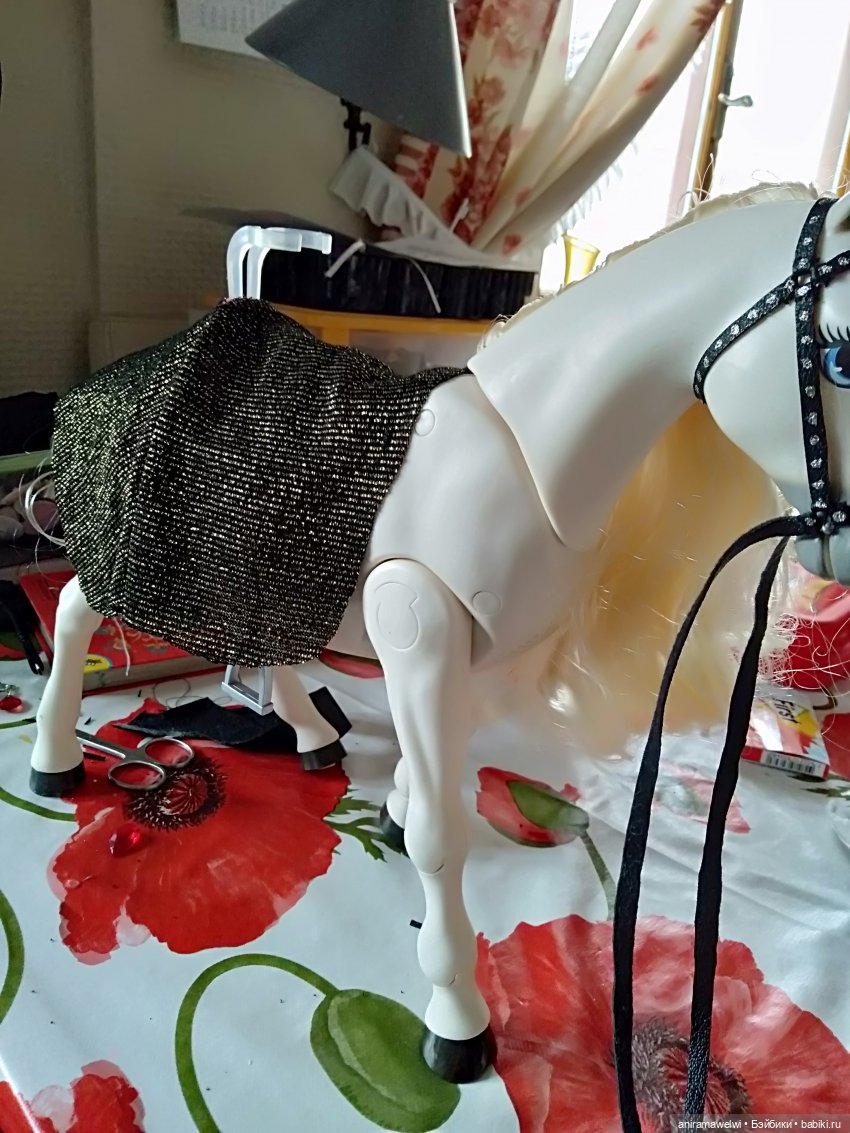 Как я лошадку к рыцарскому турниру готовила