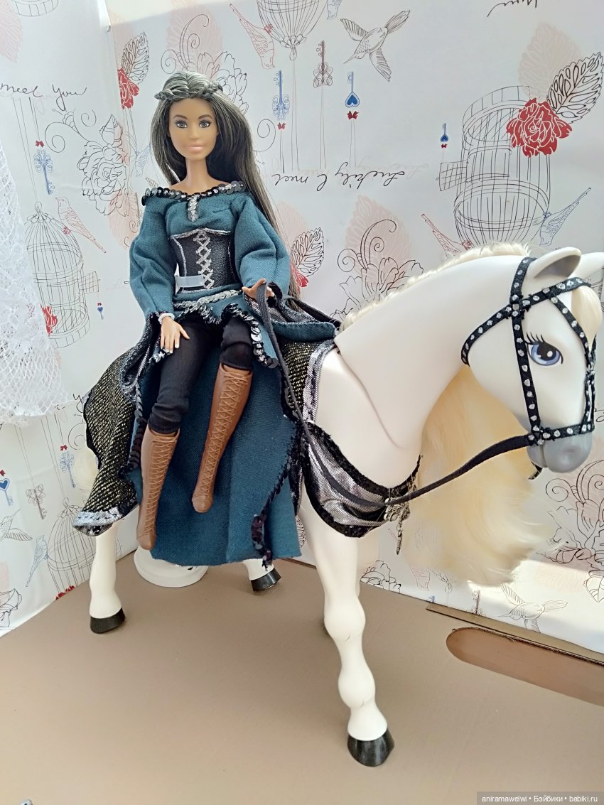 Как я лошадку к рыцарскому турниру готовила