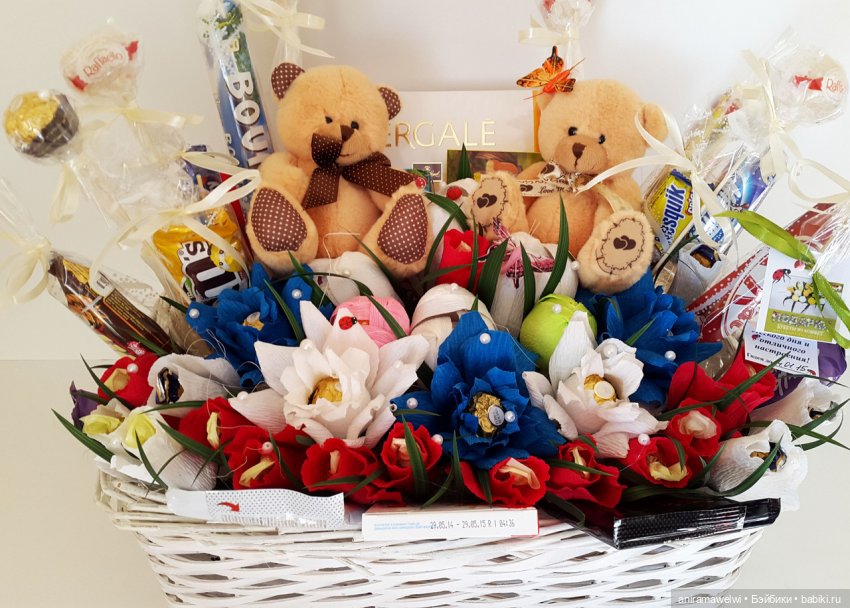 Snack Bouquet brown, green, and black theme Buket permen, Buket, Ide hadiah