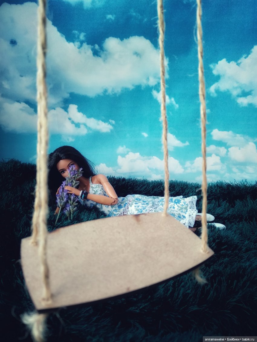 Новое платье, качели и лаванда. Романтический образ Марисы