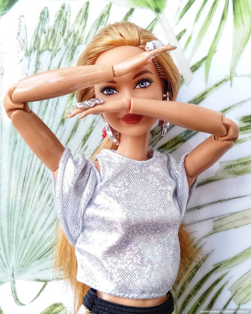 Разное — Куклы Barbie (Барби): Looks (фото 3)